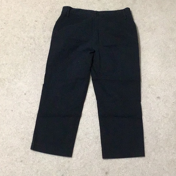 G.H. Bass & Co. Capris - Picture 4 of 4